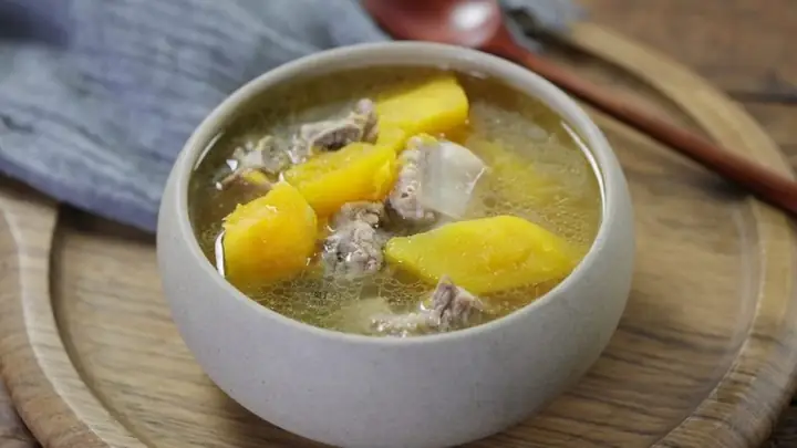 Gợi Ý 7 Món Canh Bổ Máu Bồi Bổ Cơ Thể Hiệu Quả