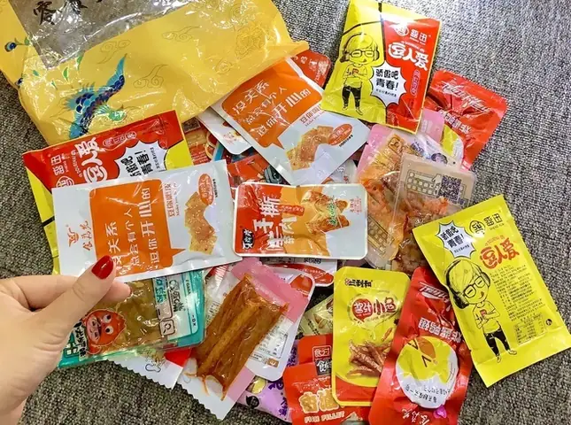 Tổng Hợp Quán Ăn Vặt Ngon Giá Rẻ – Gợi Ý Địa Điểm Ăn Uống Bình Dân Tại Sài Gòn, Hà Nội, Đà Nẵng Cho Giới Trẻ