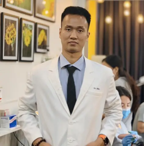 Bác Sĩ Lương Trung Hiếu Là Ai? Hồ Sơ, Sự Nghiệp Dr Hiếu Aesthetic & Thông Tin Phòng Khám Da Liễu Bác Sĩ Lương Trung Hiếu Là Ai? Hồ Sơ, Sự Nghiệp Dr Hiếu Aesthetic & Thông Tin Phòng Khám Da Liễu