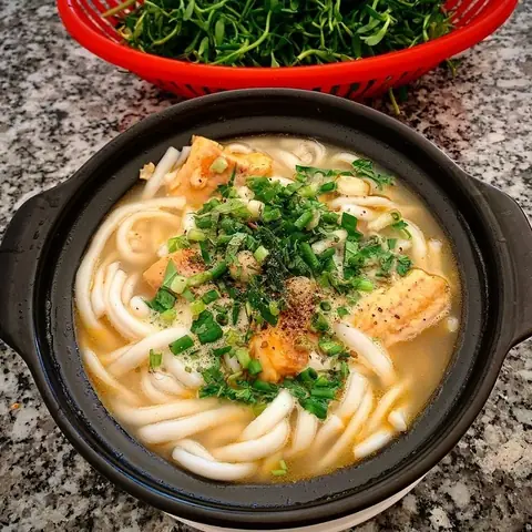 Cách Nấu Bánh Canh Đầu Cá Lóc Chuẩn Vị Miền Tây Thơm Ngon Cho Gia Đình Cách Nấu Bánh Canh Đầu Cá Lóc Chuẩn Vị Miền Tây Thơm Ngon Cho Gia Đình
