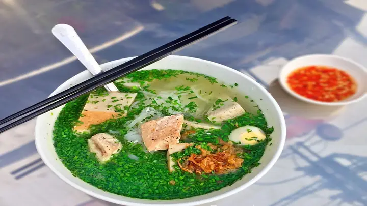 Tổng Hợp Các Quán Bánh Canh Hẹ Tuy Hòa Đậm Vị Truyền Thống Cho Tín Đồ Mê Hẹ