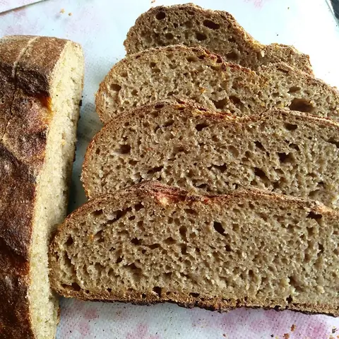 Khám Phá Bánh Mì Đen (bánh Mì Lúa Mạch) Làm Từ Gì Và Khác Gì Bánh Mì Trắng