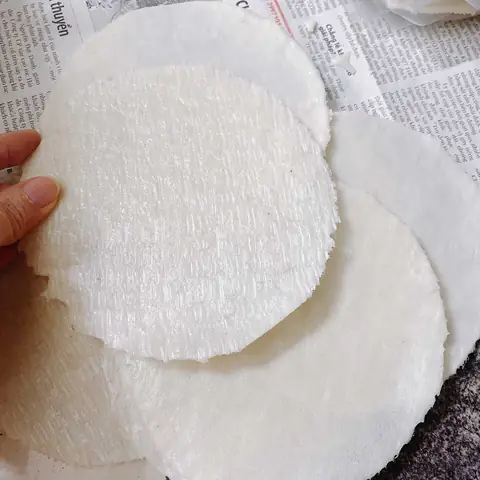 Tìm Hiểu Bánh Phồng Nếp Gói Xôi: Đặc Sản, Các Loại Và Nơi Mua Chuẩn Vị