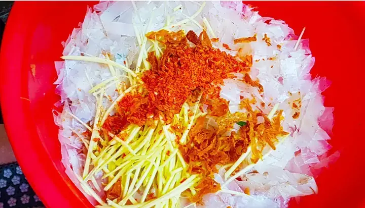 Tổng Hợp Quán Bánh Tráng Trộn Bà Gánh Tại Sài Gòn: Top Địa Chỉ Ngon Và Giá Tiền Tổng Hợp Quán Bánh Tráng Trộn Bà Gánh Tại Sài Gòn: Top Địa Chỉ Ngon Và Giá Tiền