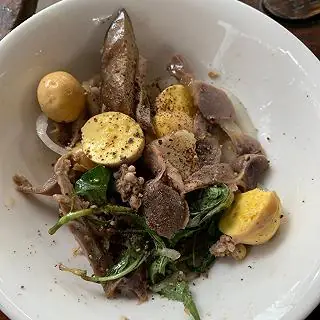 Khám Phá Bánh Ướt Lòng Gà Hen: Đặc Sản Đà Lạt Và Quán Hen 50 Tăng Bạt Hổ