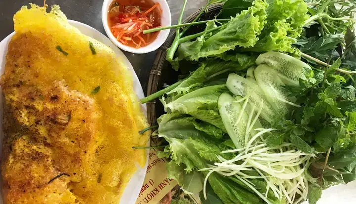 Hướng Dẫn Làm Bánh Xèo Miền Tây Rau Rừng Chuẩn Vị Tại Nhà