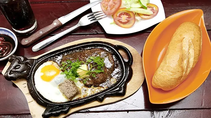 Bò Bít Tết Bao Nhiêu Calo? Giải Đáp Chi Tiết Lượng Calo Theo Khối Lượng Và Cách Ăn Không Mập