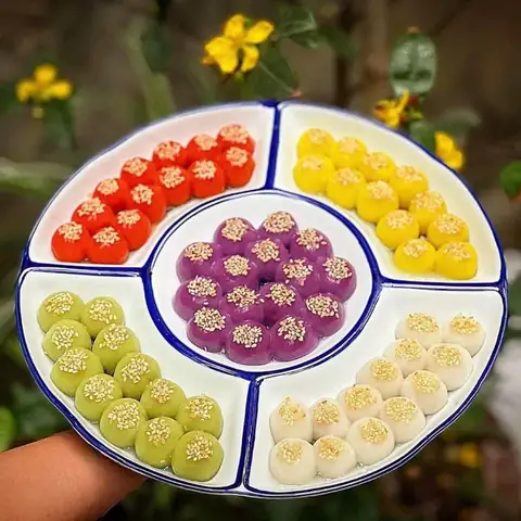 Hướng Dẫn Chọn Mua Set Bột Bánh Trôi Ngũ Sắc Cho Người Muốn Tự Làm Bánh Tại Nhà Hướng Dẫn Chọn Mua Set Bột Bánh Trôi Ngũ Sắc Cho Người Muốn Tự Làm Bánh Tại Nhà