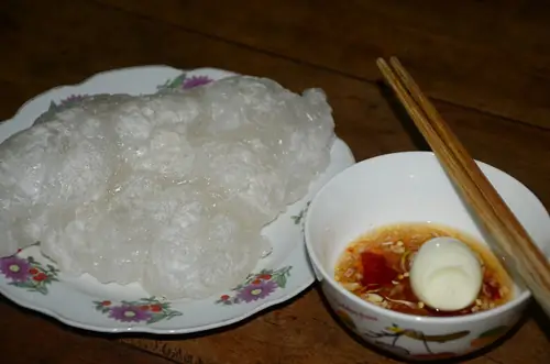 Bột Nhứt Là Bột Gì? Giải Đáp Chi Tiết Về Đặc Sản Bột Mì Nhứt Bình Định Bột Nhứt Là Bột Gì? Giải Đáp Chi Tiết Về Đặc Sản Bột Mì Nhứt Bình Định