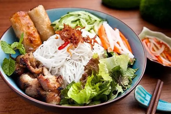 Gợi Ý Những Quán Bún Chả Giò Ngon Ở Đâu Đáng Thử Tại Sài Gòn Và Các Thành Phố Lớn