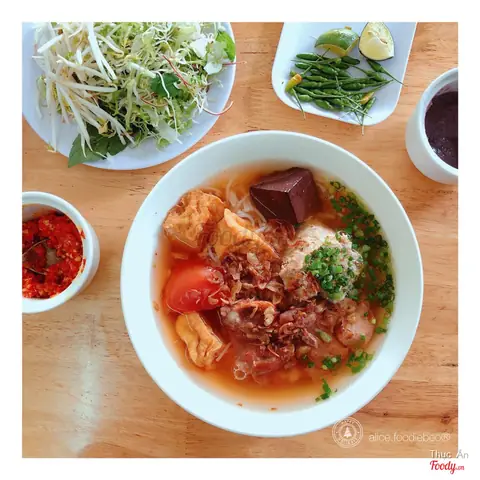 Địa Chỉ Và Giờ Mở Cửa Bún Riêu Buôn Ma Thuột Bà Giao Cho Thực Khách Địa Phương Địa Chỉ Và Giờ Mở Cửa Bún Riêu Buôn Ma Thuột Bà Giao Cho Thực Khách Địa Phương