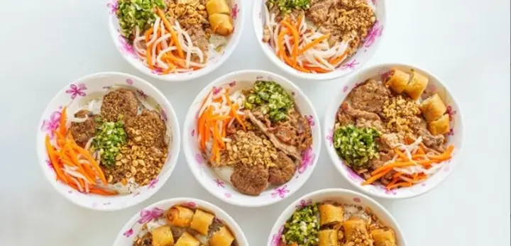 Tổng Hợp Quán Bún Thịt Nướng Vạn Hạnh: Top Địa Chỉ Ngon, Giá Rẻ Gần Đây