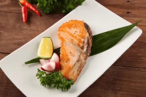 Hướng Dẫn Cách Làm Cá Hồi Nướng Muối Ớt Đậm Đà Thơm Ngon Tại Nhà Hướng Dẫn Cách Làm Cá Hồi Nướng Muối Ớt Đậm Đà Thơm Ngon Tại Nhà