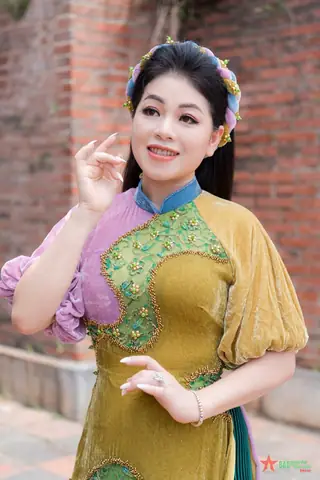 Tiểu Sử Ca Sĩ Anh Thơ – Nghệ Danh Của Lê Thị Thơ Và Sự Nghiệp Âm Nhạc