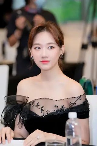 Tổng Hợp Hồ Sơ Ca Sĩ Hari Won: Tiểu Sử, Sự Nghiệp, Gia Đình Và Những Bài Hát Hay Nhất Tổng Hợp Hồ Sơ Ca Sĩ Hari Won: Tiểu Sử, Sự Nghiệp, Gia Đình Và Những Bài Hát Hay Nhất