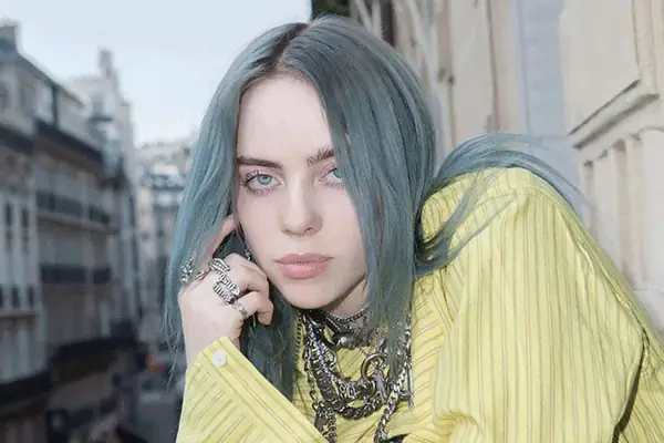 Billie Eilish: Tiểu Sử, Sự Nghiệp, Phong Cách Âm Nhạc & Những Thành Tựu Đắt Giá Nhất Billie Eilish: Tiểu Sử, Sự Nghiệp, Phong Cách Âm Nhạc & Những Thành Tựu Đắt Giá Nhất
