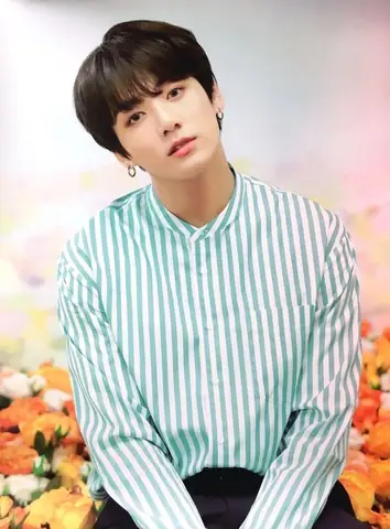 Jungkook Bts: Tiểu Sử, Thành Tích Lịch Sử & Tin Tức Hoạt Động Solo Mới Nhất