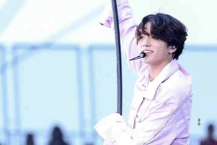 Jungkook Bts: Tiểu Sử, Thành Tích Lịch Sử & Tin Tức Hoạt Động Solo Mới Nhất