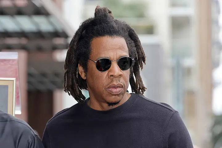 Tiểu Sử Jay-z: Hành Trình Từ Rapper Brooklyn Thành Tỷ Phú Hip-hop Đầu Tiên Thế Giới Tiểu Sử Jay-z: Hành Trình Từ Rapper Brooklyn Thành Tỷ Phú Hip-hop Đầu Tiên Thế Giới