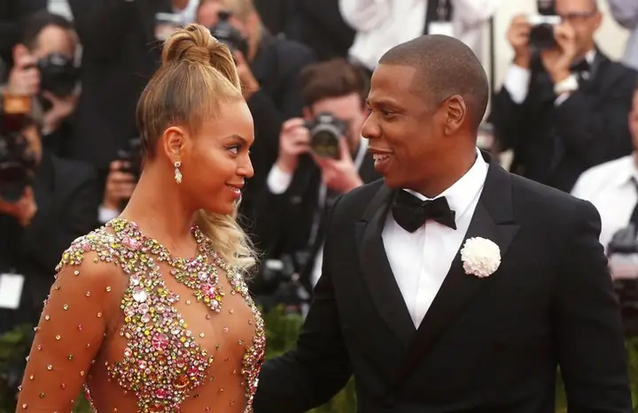 Tiểu Sử Jay-z: Hành Trình Từ Rapper Brooklyn Thành Tỷ Phú Hip-hop Đầu Tiên Thế Giới Tiểu Sử Jay-z: Hành Trình Từ Rapper Brooklyn Thành Tỷ Phú Hip-hop Đầu Tiên Thế Giới