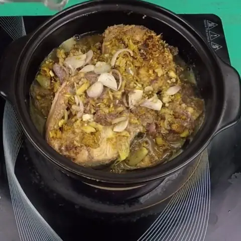 Cách Nấu Cá Trê Lai Giả Cầy Thơm Ngon, Đậm Vị Cho Bữa Cơm Gia Đình Cách Nấu Cá Trê Lai Giả Cầy Thơm Ngon, Đậm Vị Cho Bữa Cơm Gia Đình