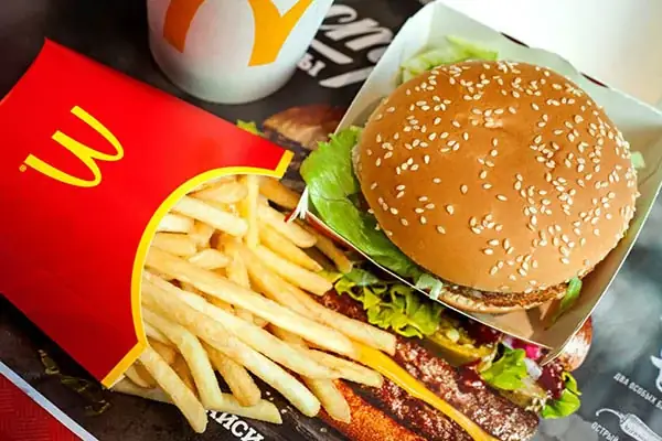 Các Món Ăn Fast‑food Phổ Biến: Định Nghĩa, Phân Loại Và Gợi Ý Cho Thực Khách Các Món Ăn Fast‑food Phổ Biến: Định Nghĩa, Phân Loại Và Gợi Ý Cho Thực Khách