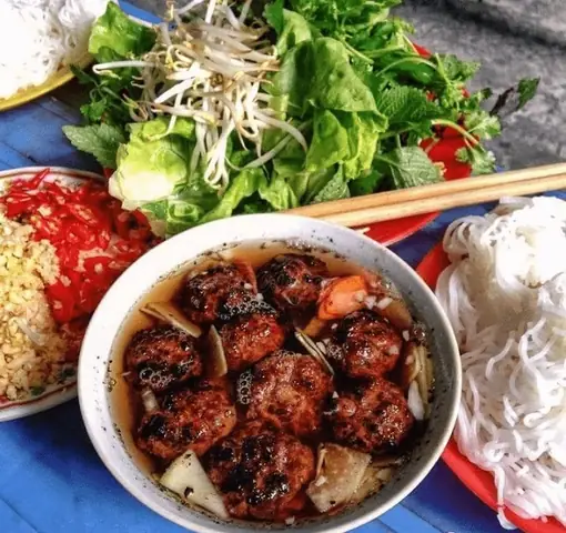 Tổng Hợp Các Món Ăn Sáng Hà Nội Ngon Nhất, Nổi Tiếng & Địa Chỉ Quán Ăn Uy Tín, Giá Tốt Tổng Hợp Các Món Ăn Sáng Hà Nội Ngon Nhất, Nổi Tiếng & Địa Chỉ Quán Ăn Uy Tín, Giá Tốt