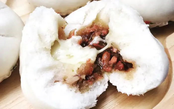 Cách Làm Bánh Bao Xá Xíu Phô Mai Kéo Sợi Thơm Béo Đơn Giản Tại Nhà