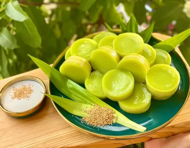 Cách Làm Bánh Da Lợn Đơn Giản Tại Nhà Chuẩn Vị Đậu Xanh Lá Dứa