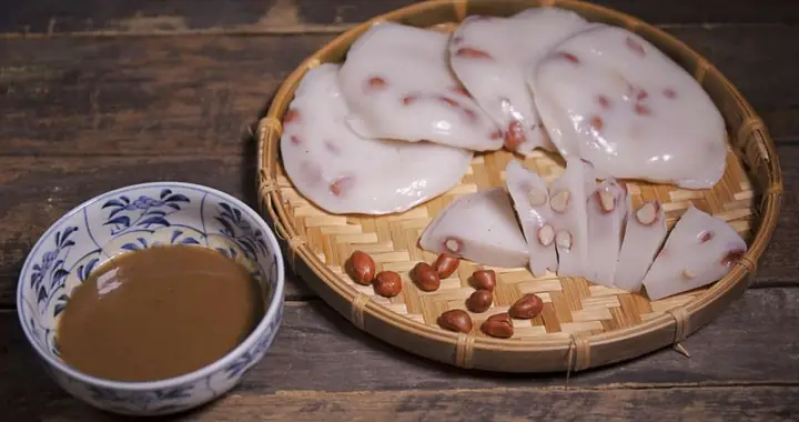 Hướng Dẫn Chi Tiết Cách Làm Bánh Đúc Ngô Tại Nhà Chuẩn Vị