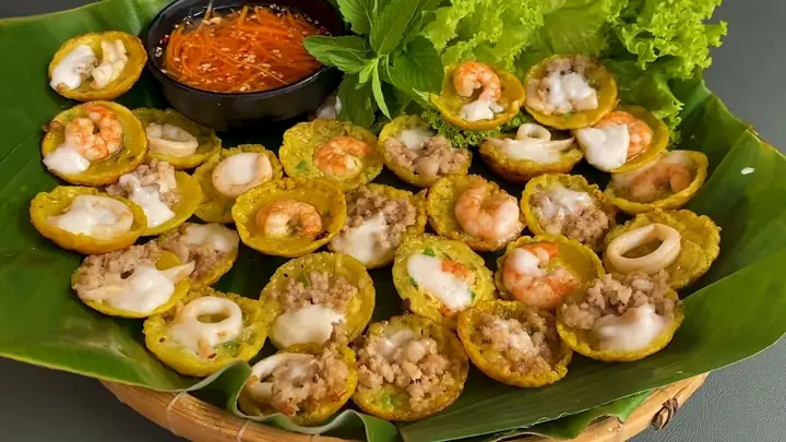 Hướng Dẫn Cách Làm Bánh Khọt Bằng Bột Pha Sẵn Giòn Rụm Tại Nhà Cho Người Mới Bắt Đầu