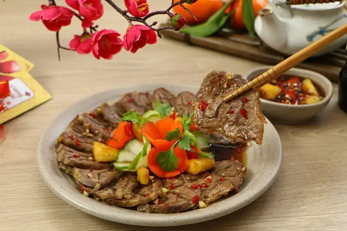 Hướng Dẫn Cách Làm Bắp Bò Ngâm Mắm Không Bị Cứng Mềm Chuẩn Vị Cho Gia Đình Đón Tết Hướng Dẫn Cách Làm Bắp Bò Ngâm Mắm Không Bị Cứng Mềm Chuẩn Vị Cho Gia Đình Đón Tết