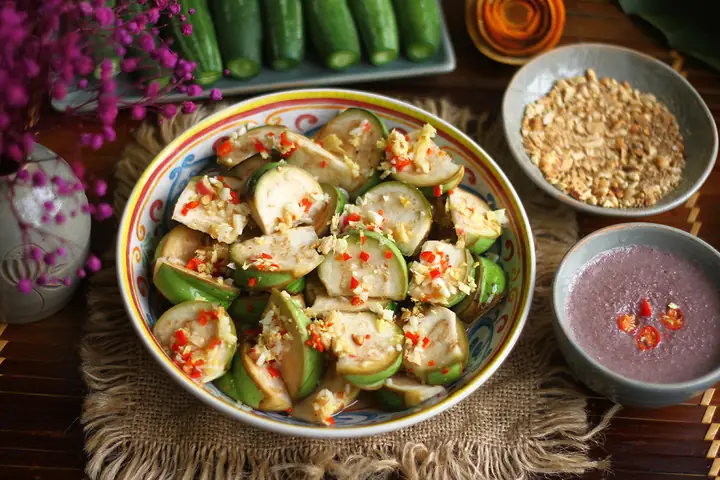 Cách Làm Cà Ghém Muối Xổi Giòn Ngon Đơn Giản Tại Nhà