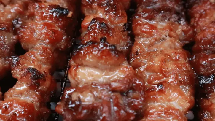 Cách Làm Chả Nướng Than Hoa Tại Nhà Chuẩn Vị Thơm Ngon