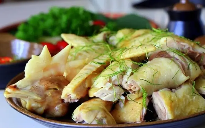 Hướng Dẫn Chi Tiết Cách Làm Gà Hấp Muối Lá Chanh Thơm Ngon Tại Nhà Hướng Dẫn Chi Tiết Cách Làm Gà Hấp Muối Lá Chanh Thơm Ngon Tại Nhà