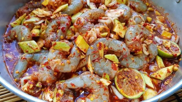 Cách Làm Gỏi Tôm Sống Tái Chanh Và Kiểu Thái Thơm Ngon Đơn Giản Tại Nhà