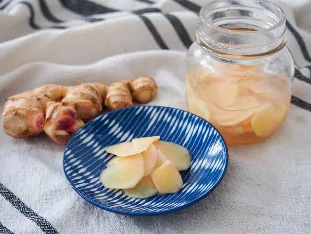 Hướng Dẫn Cách Làm Gừng Ngâm Giấm Tại Nhà Đơn Giản, Bảo Quản Lâu Dài Hướng Dẫn Cách Làm Gừng Ngâm Giấm Tại Nhà Đơn Giản, Bảo Quản Lâu Dài