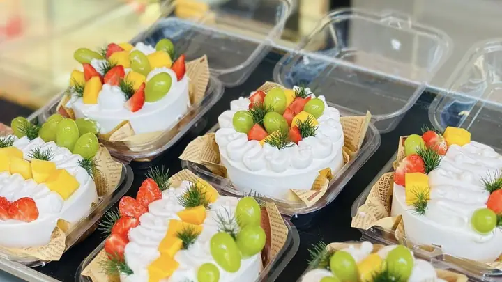 Hướng Dẫn Chi Tiết Cách Làm Kem Trét Bánh Sinh Nhật Bằng Tay Từ Nguyên Liệu Đến Kỹ Thuật Phết Hướng Dẫn Chi Tiết Cách Làm Kem Trét Bánh Sinh Nhật Bằng Tay Từ Nguyên Liệu Đến Kỹ Thuật Phết
