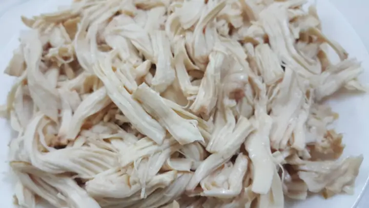 Cách Làm Khô Gà Lá Chanh Không Cần Lò Nướng Đơn Giản, Bất Bại Tại Nhà (3 Cách: Chảo, Nồi Chiên Không Dầu, Lò Vi Sóng)