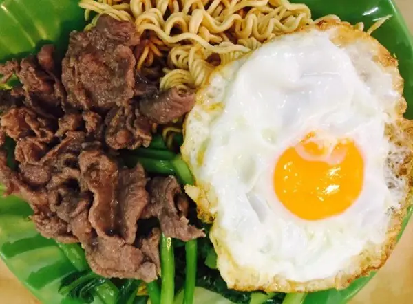 Cách Làm Mì Xào Bò Ngon Như Ngoài Hàng Đơn Giản Tại Nhà