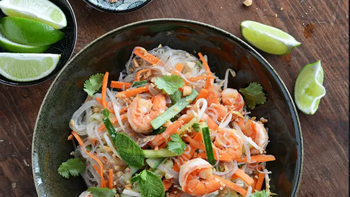 Hướng Dẫn Chi Tiết Cách Làm Miến Trộn Chua Ngọt Dai Giòn Thơm Ngon Tại Nhà Hướng Dẫn Chi Tiết Cách Làm Miến Trộn Chua Ngọt Dai Giòn Thơm Ngon Tại Nhà
