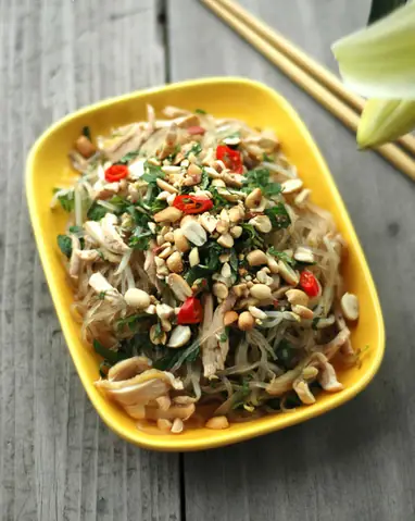 Cách Làm Miến Trộn Hà Nội Chuẩn Vị Tại Nhà: Từ Miến Gà Trộn Đến Công Thức Nước Sốt