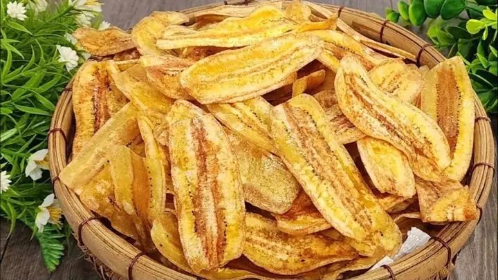 Hướng Dẫn Chi Tiết Cách Làm Mứt Chuối Chín Dẻo Thơm Tại Nhà Đón Tết