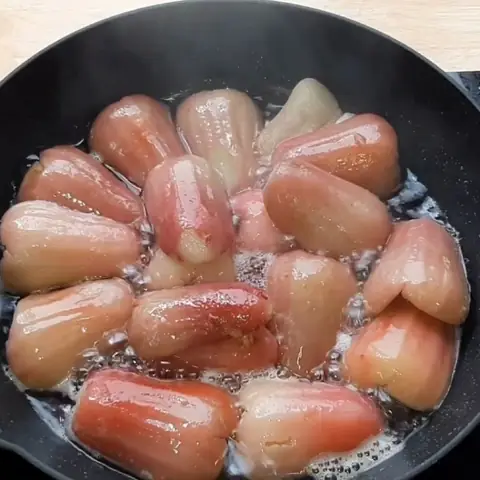 Hướng Dẫn Chi Tiết Cách Làm Mứt Mận Miền Nam Lạ Miệng Cho Ngày Tết Hướng Dẫn Chi Tiết Cách Làm Mứt Mận Miền Nam Lạ Miệng Cho Ngày Tết