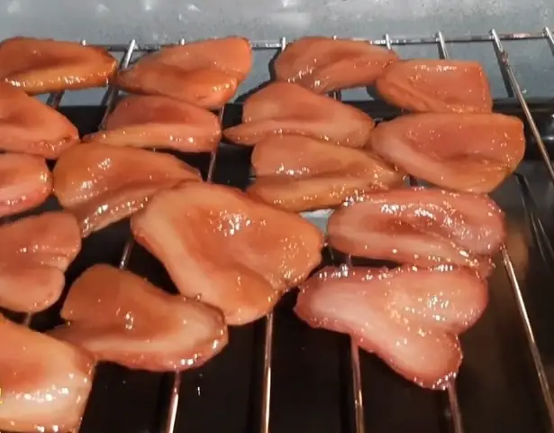 Hướng Dẫn Chi Tiết Cách Làm Mứt Mận Miền Nam Lạ Miệng Cho Ngày Tết Hướng Dẫn Chi Tiết Cách Làm Mứt Mận Miền Nam Lạ Miệng Cho Ngày Tết