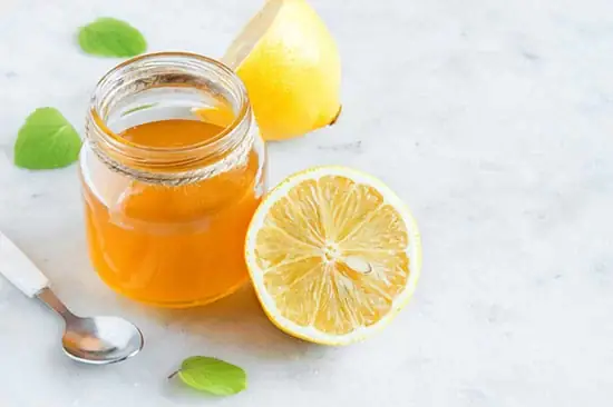 Cách Làm Nước Chanh Mật Ong Thơm Ngon Và Bổ Dưỡng Cho Sức Khỏe Hàng Ngày