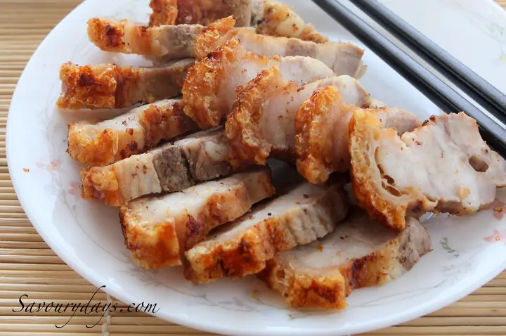 Cách Làm Thịt Quay Giòn Bì Tại Nhà Bằng Lò Nướng Và Chảo Cho Người Mới Bắt Đầu Cách Làm Thịt Quay Giòn Bì Tại Nhà Bằng Lò Nướng Và Chảo Cho Người Mới Bắt Đầu