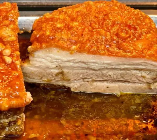 Cách Làm Thịt Quay Giòn Bì Tại Nhà Bằng Lò Nướng Và Chảo Cho Người Mới Bắt Đầu Cách Làm Thịt Quay Giòn Bì Tại Nhà Bằng Lò Nướng Và Chảo Cho Người Mới Bắt Đầu
