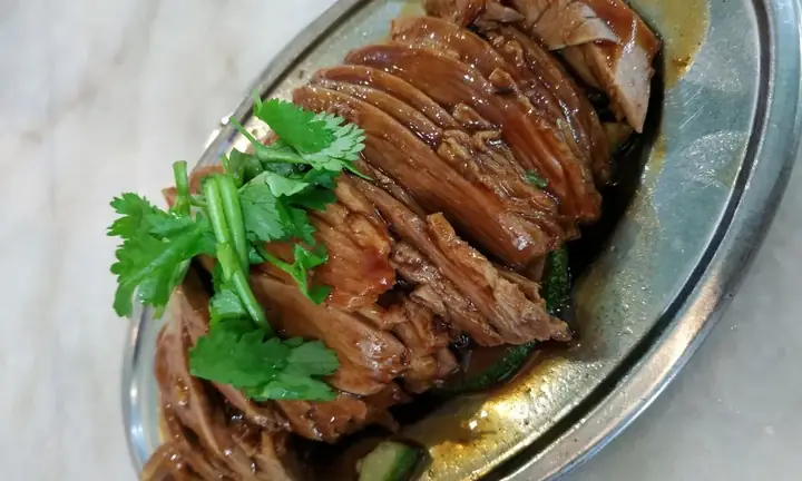 Hướng Dẫn Cách Làm Thịt Heo Ủ Muối Thơm Ngon Cho Gia Đình Chuẩn Vị Truyền Thống Hướng Dẫn Cách Làm Thịt Heo Ủ Muối Thơm Ngon Cho Gia Đình Chuẩn Vị Truyền Thống
