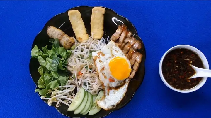 Cách Pha Xì Dầu Ăn Bún Tại Nhà Theo Tỷ Lệ Chuẩn Và Các Công Thức Đơn Giản Cách Pha Xì Dầu Ăn Bún Tại Nhà Theo Tỷ Lệ Chuẩn Và Các Công Thức Đơn Giản